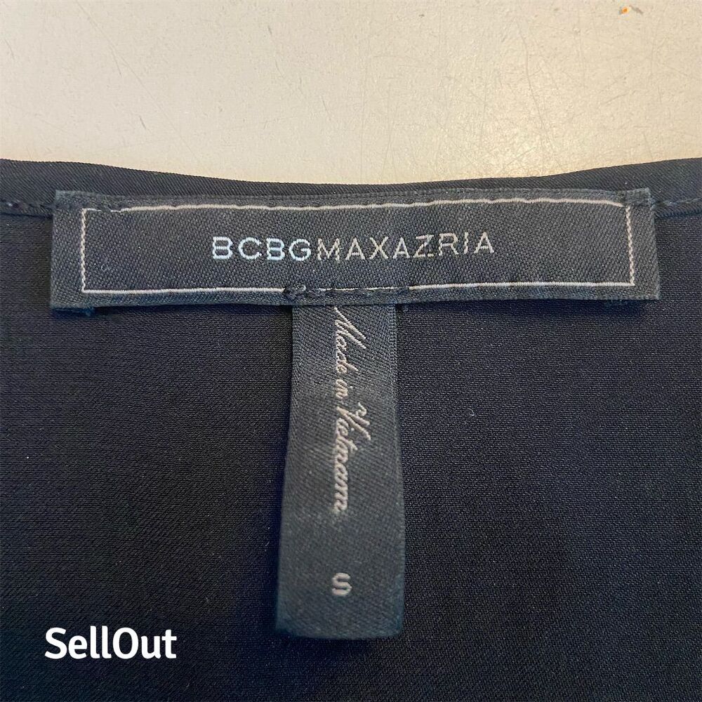 BCBGMaxAzria Women's Sleeveless V-Neck Black Blouse Asymmetrical Hem S - Picture 2 of 4